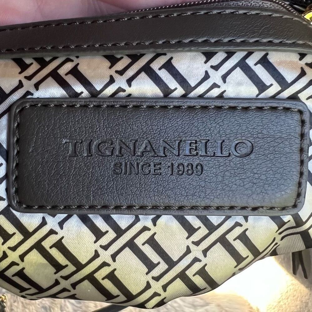 TIGNANELLO Leather Crossbody Organizer - Picture 8 of 10